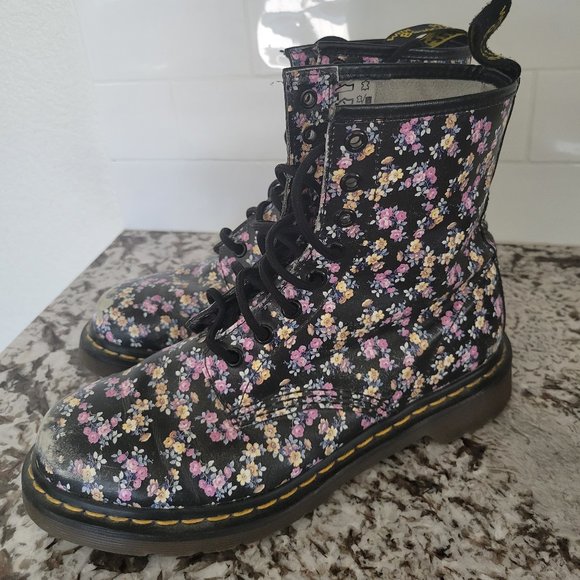 Dr. Marten Floral  leather boots size 8 - Picture 5 of 12